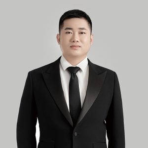 栗宮傲 – 銷(xiāo)售總監(jiān)兼聯(lián)合創(chuàng)始人